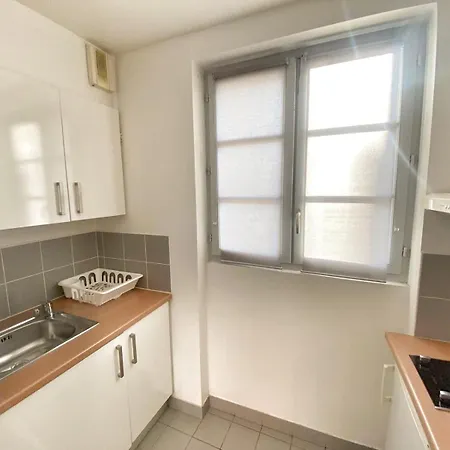 Apartmán Service - Vue Sur Le Musee - 5 *
